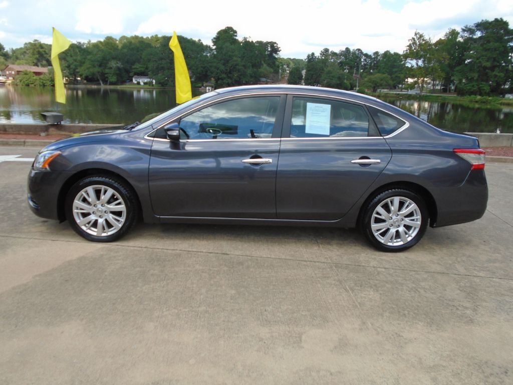 Photo 3 of this NISSAN SENTRA