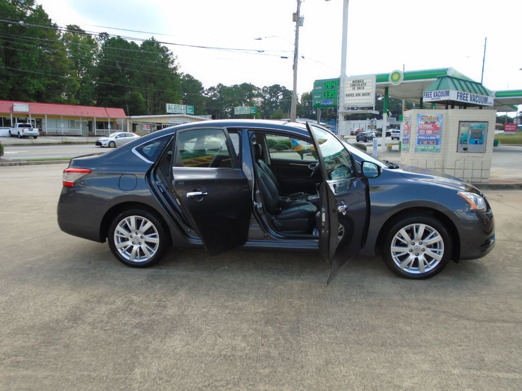 Photo 5 of this NISSAN SENTRA