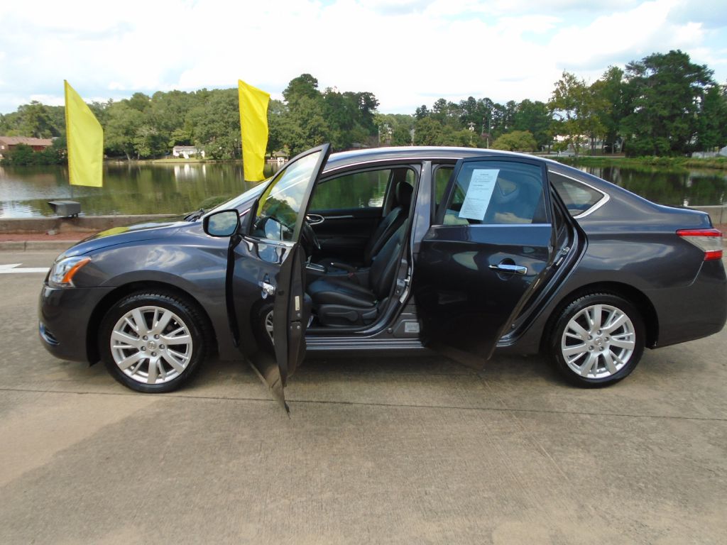 Photo 6 of this NISSAN SENTRA