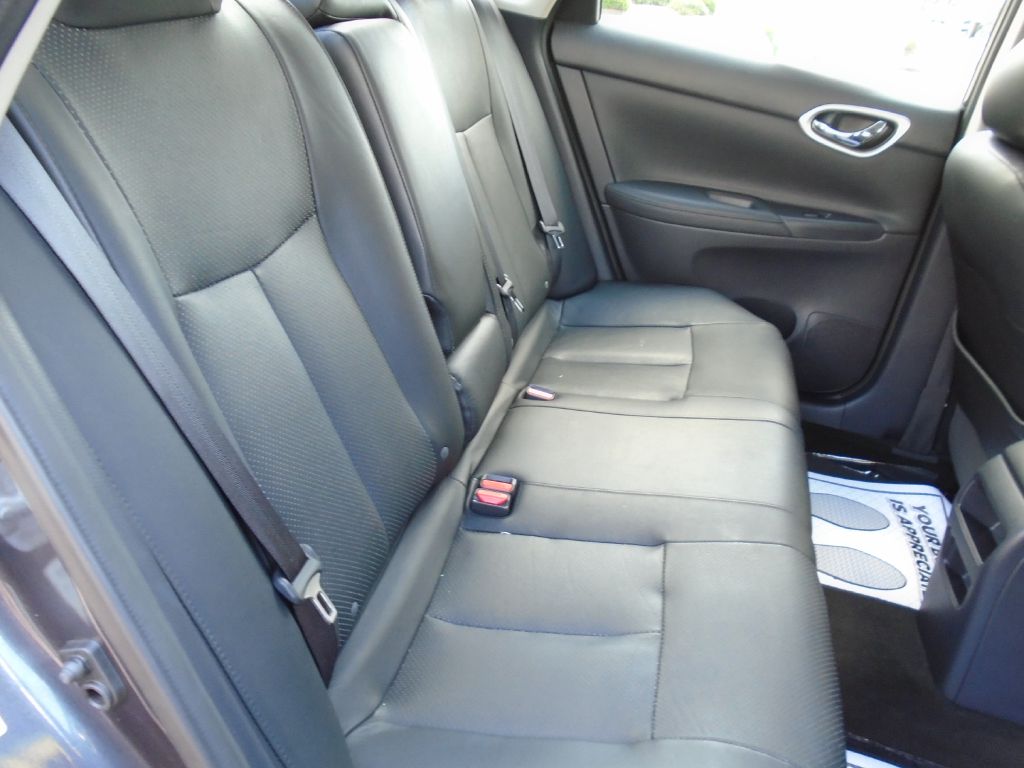 Photo 13 of this NISSAN SENTRA