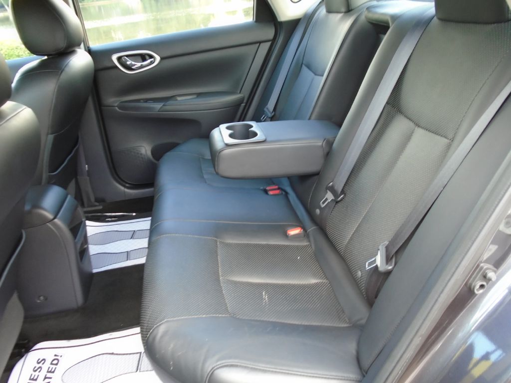 Photo 14 of this NISSAN SENTRA