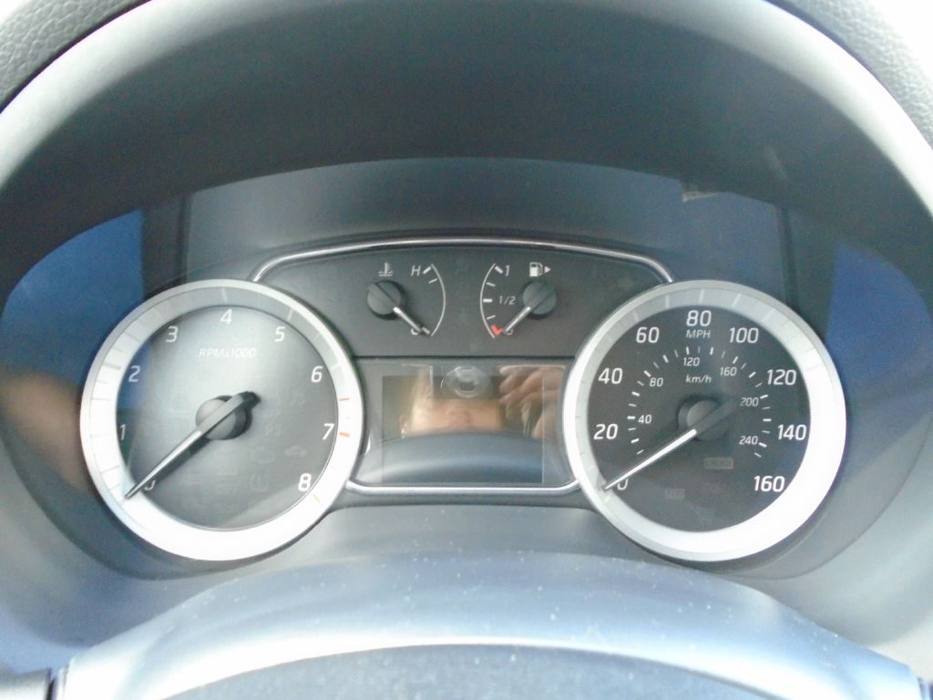 Photo 15 of this NISSAN SENTRA