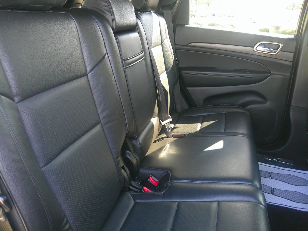 Photo 13 of this JEEP GRAND CHEROKEE