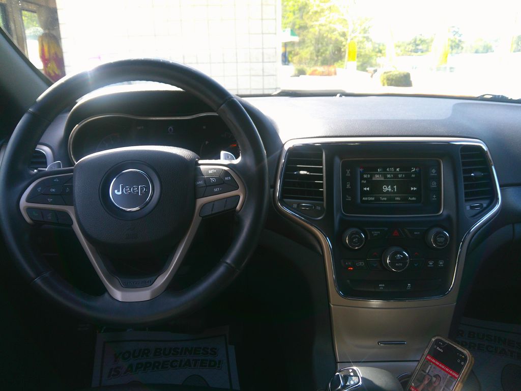 Photo 15 of this JEEP GRAND CHEROKEE