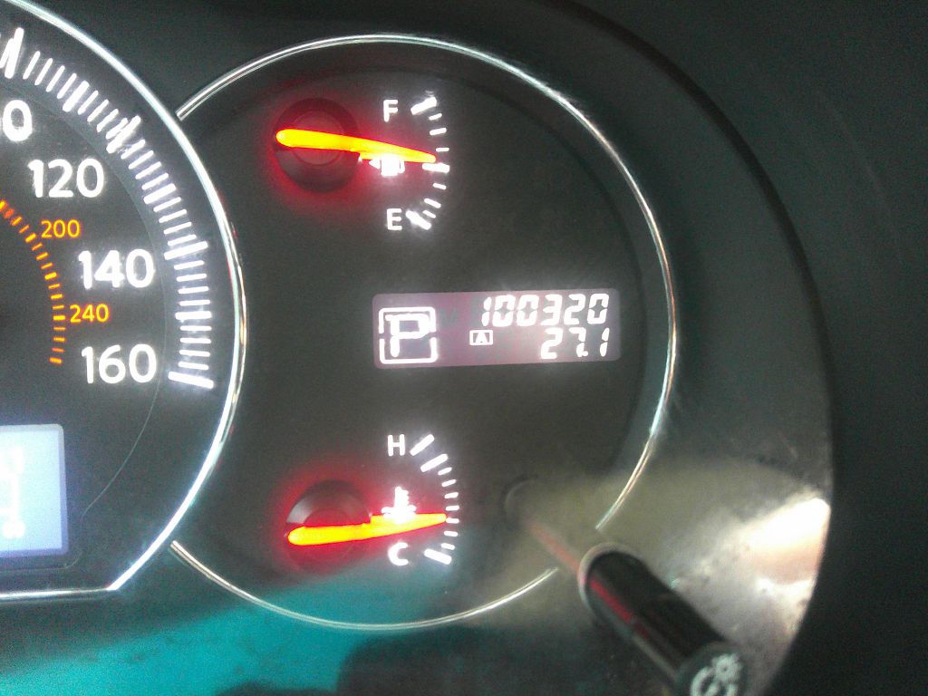 Photo 17 of this NISSAN MAXIMA