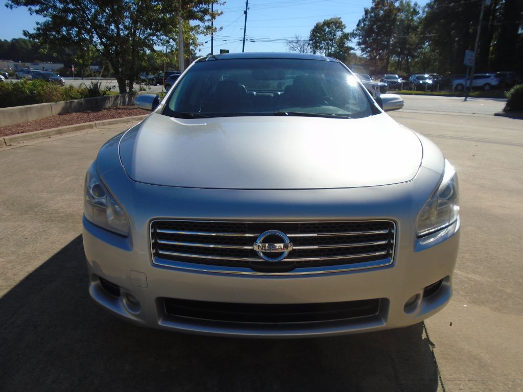 2010 NISSAN MAXIMA