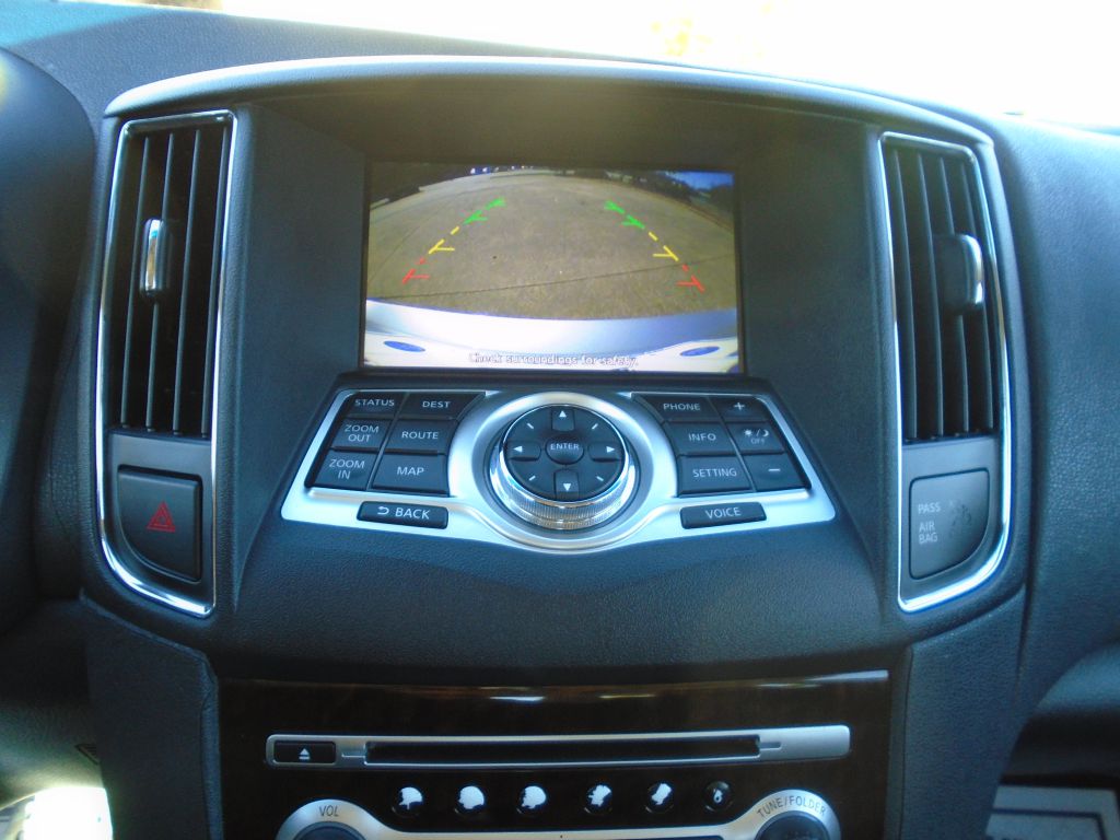 Photo 20 of this NISSAN MAXIMA