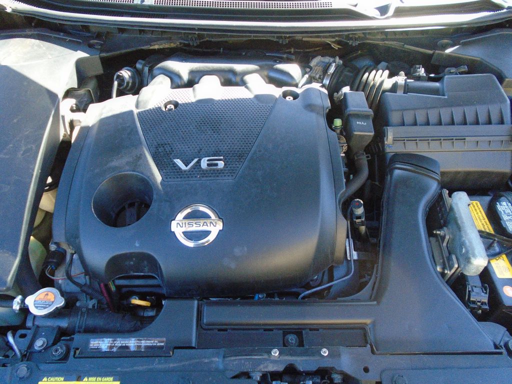 Photo 23 of this NISSAN MAXIMA