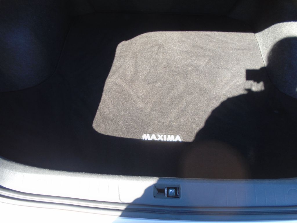Photo 24 of this NISSAN MAXIMA