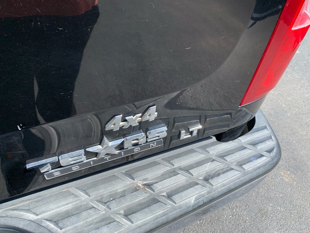 Photo 31 of this CHEVROLET SILVERADO 1500