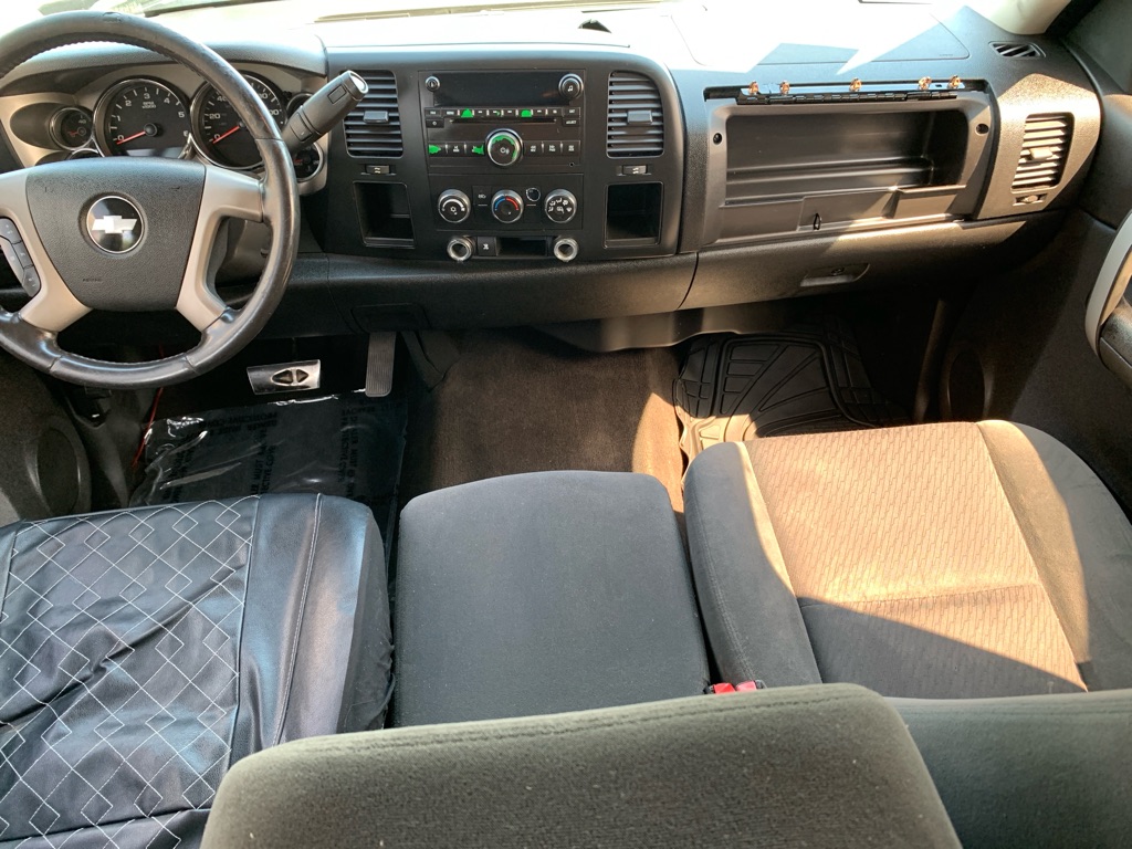 Photo 16 of this CHEVROLET SILVERADO 1500
