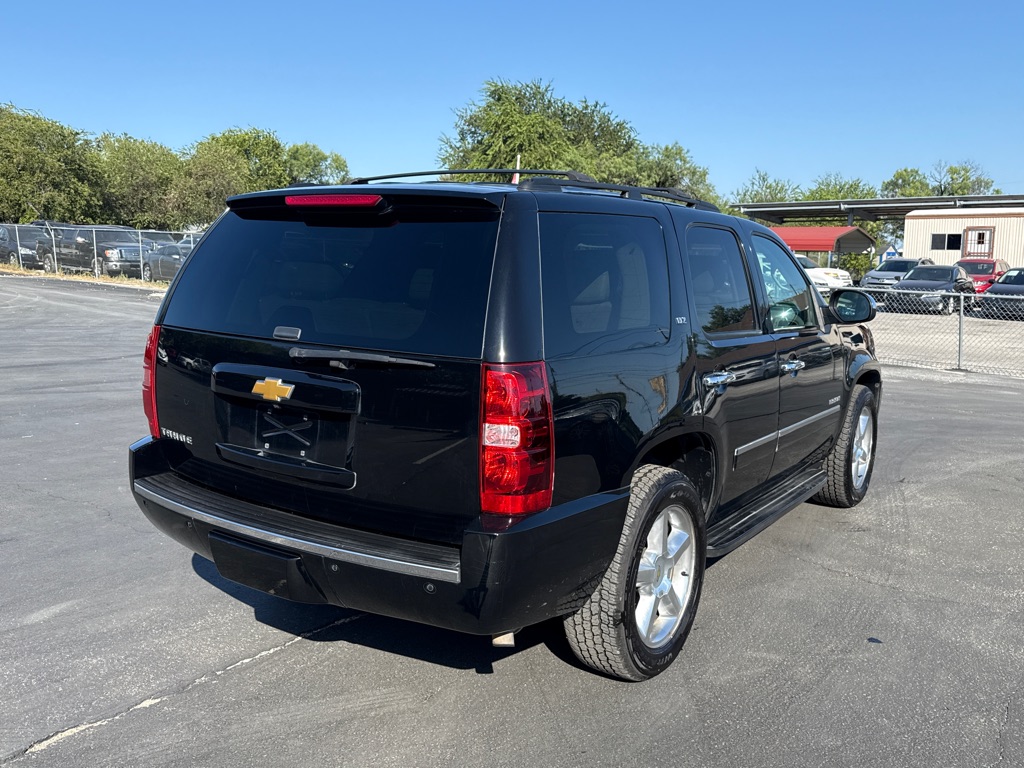 Photo 3 of this CHEVROLET TAHOE