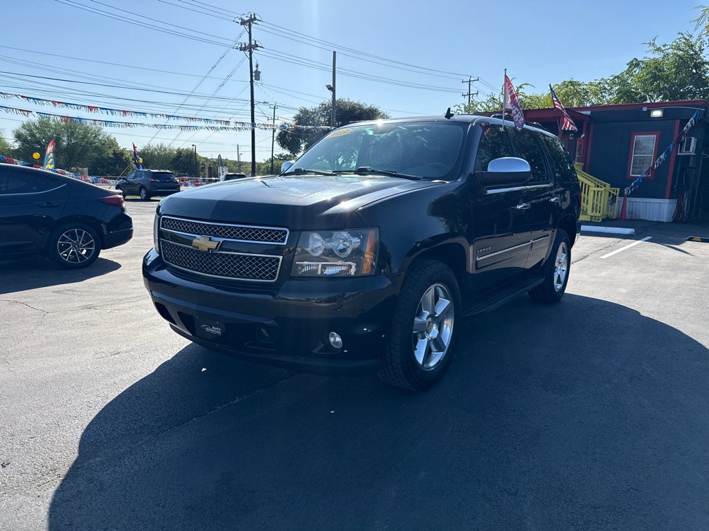 Photo 7 of this CHEVROLET TAHOE