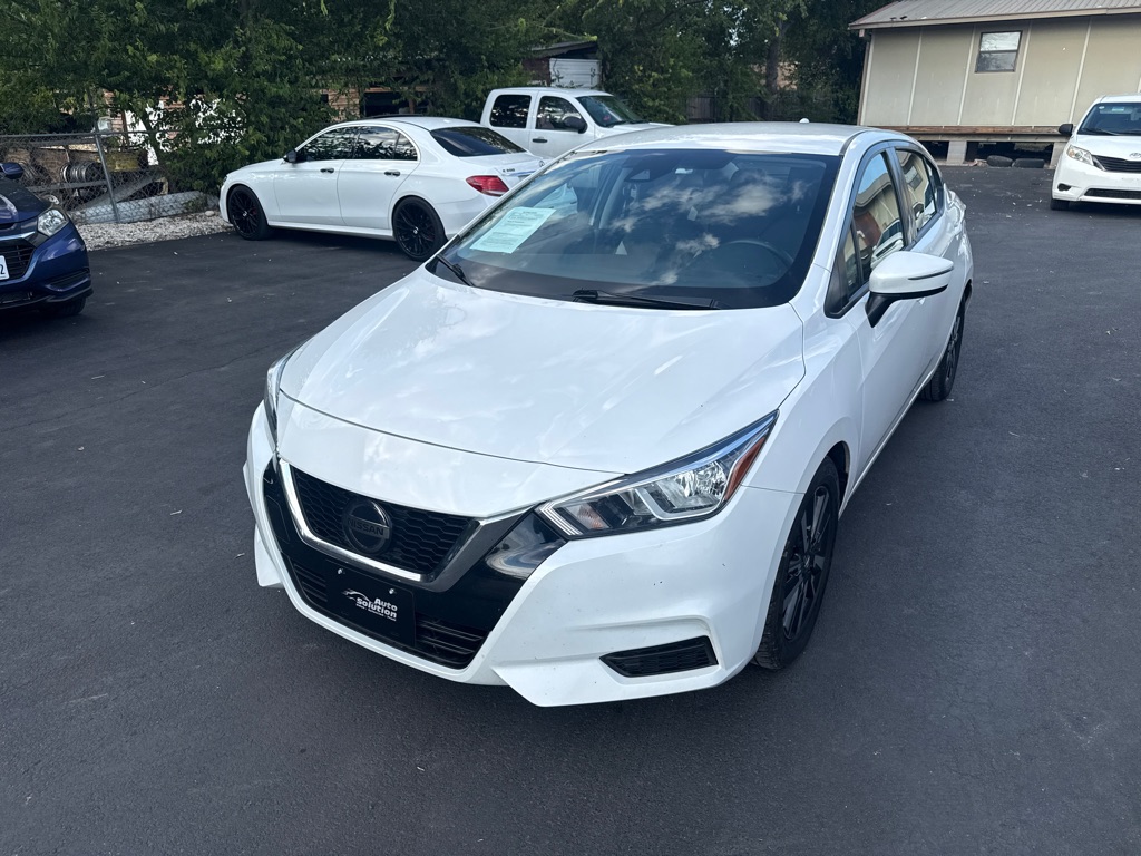 Photo 7 of this NISSAN VERSA