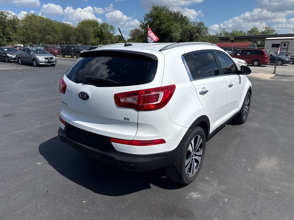 Photo 3 of this KIA SPORTAGE