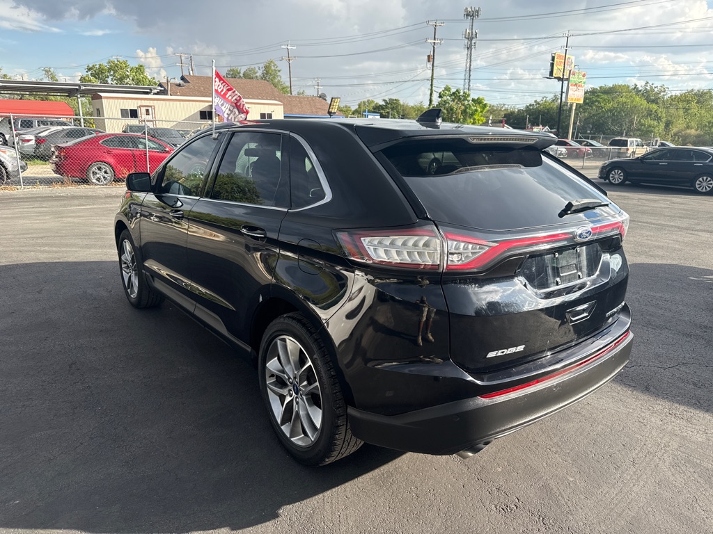 Photo 5 of this FORD EDGE