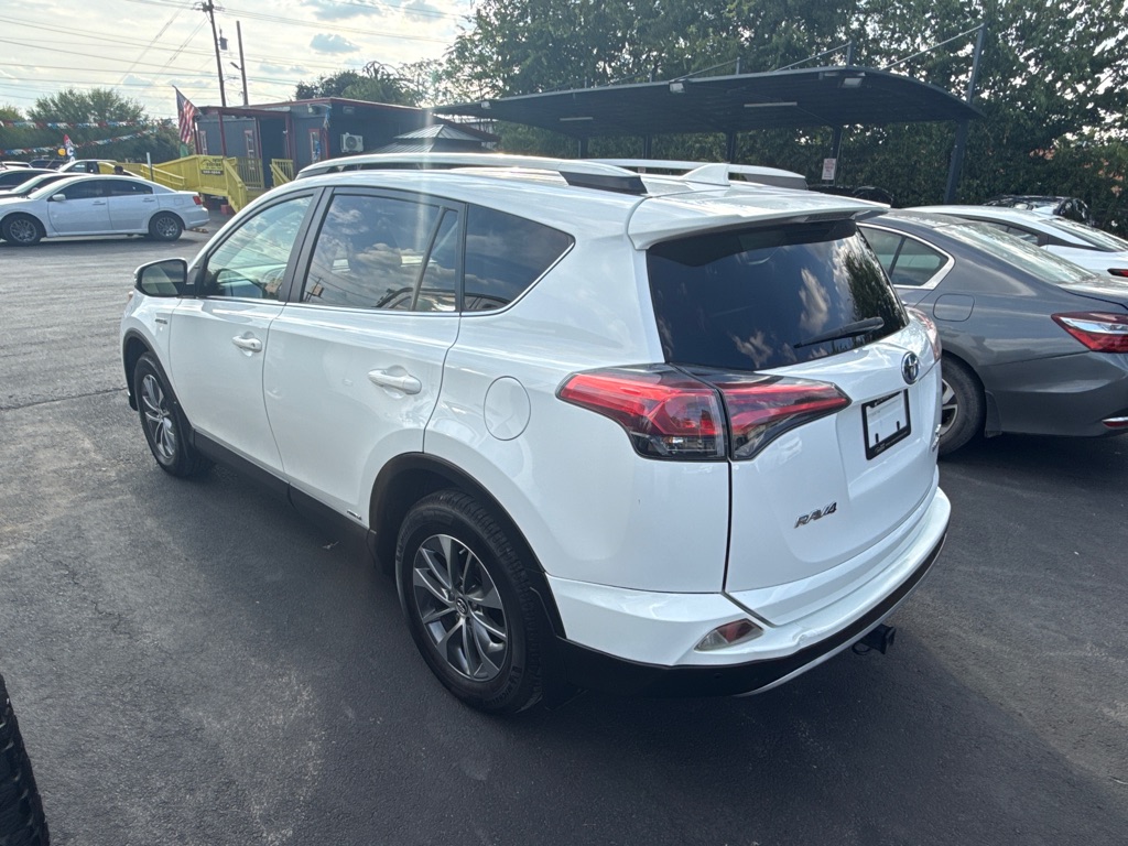 Photo 5 of this TOYOTA RAV4 HV