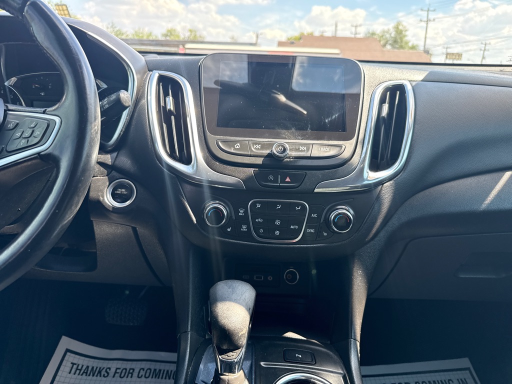 Photo 14 of this CHEVROLET EQUINOX