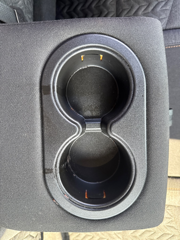Photo 11 of this CHEVROLET EQUINOX