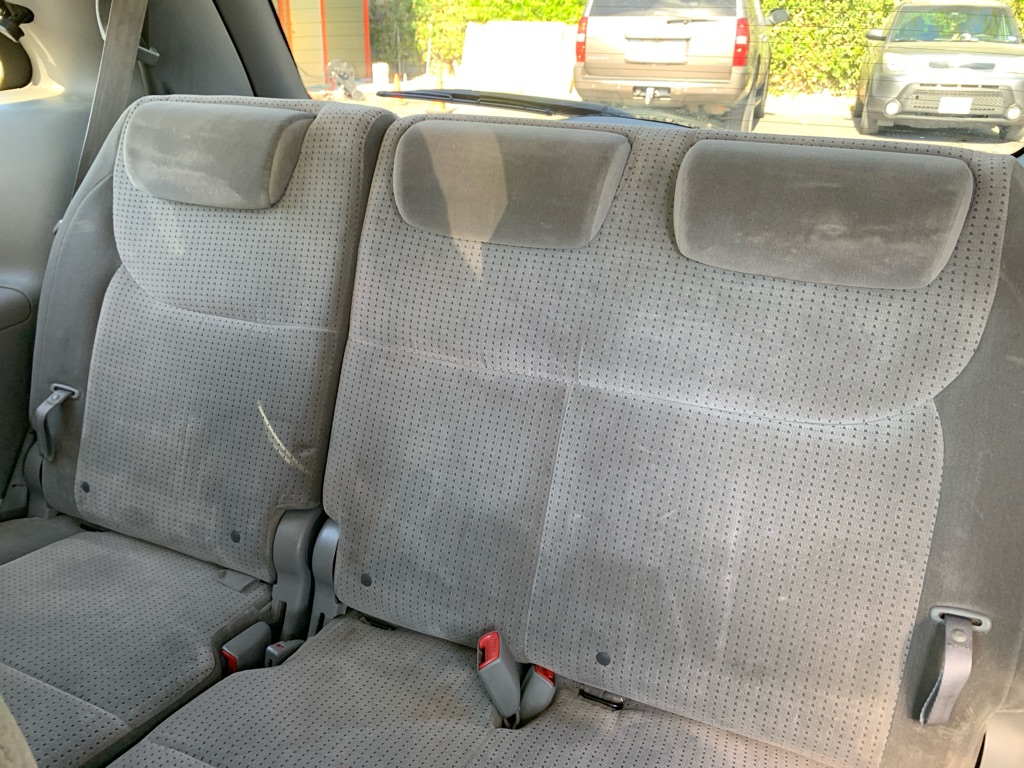 Photo 12 of this TOYOTA SIENNA