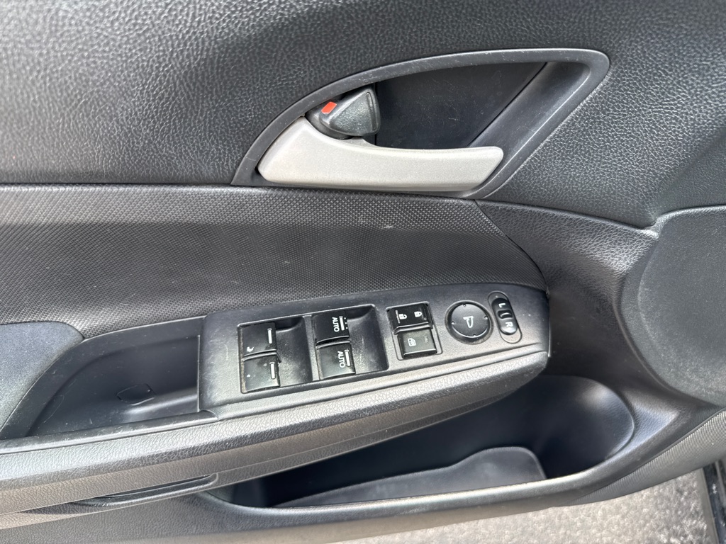 Photo 36 of this HONDA ACCORD