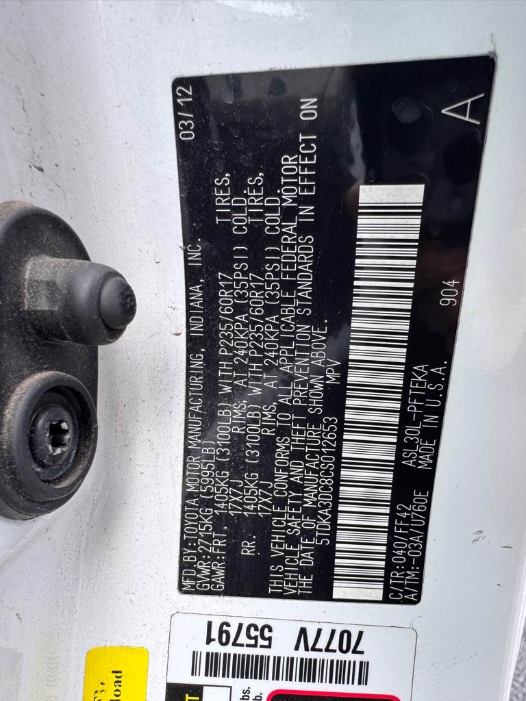 Photo 16 of this TOYOTA SIENNA