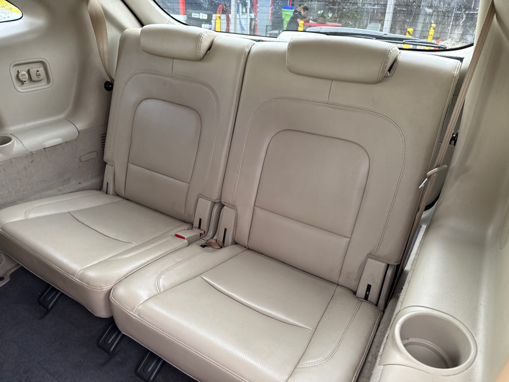 Photo 12 of this HYUNDAI VERACRUZ