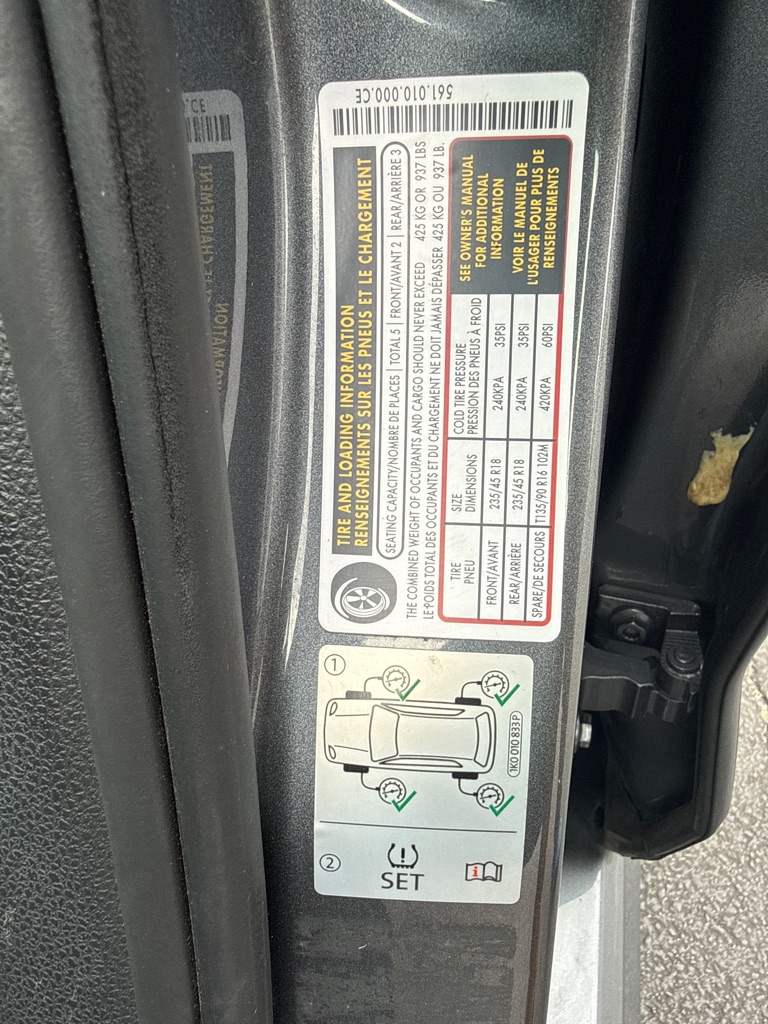 Photo 19 of this VOLKSWAGEN PASSAT