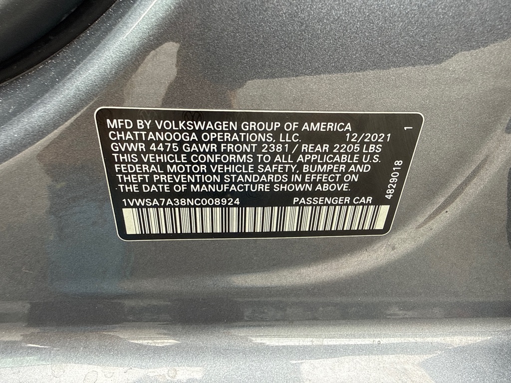 Photo 20 of this VOLKSWAGEN PASSAT