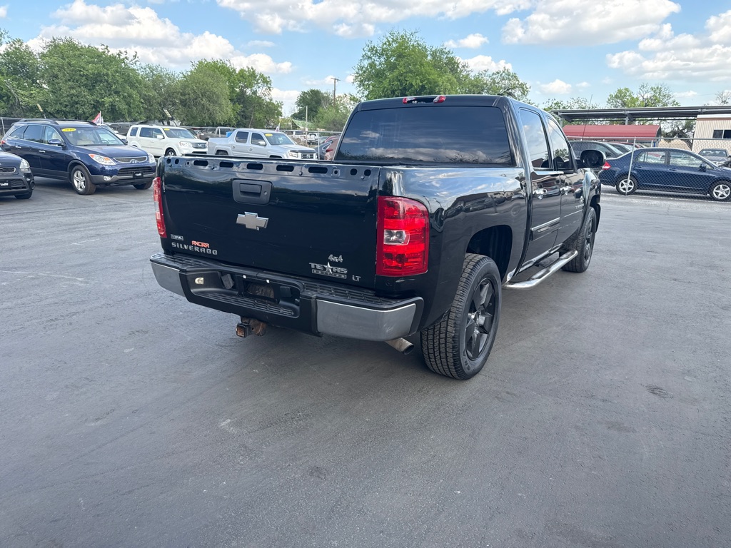 Photo 3 of this CHEVROLET SILVERADO 1500