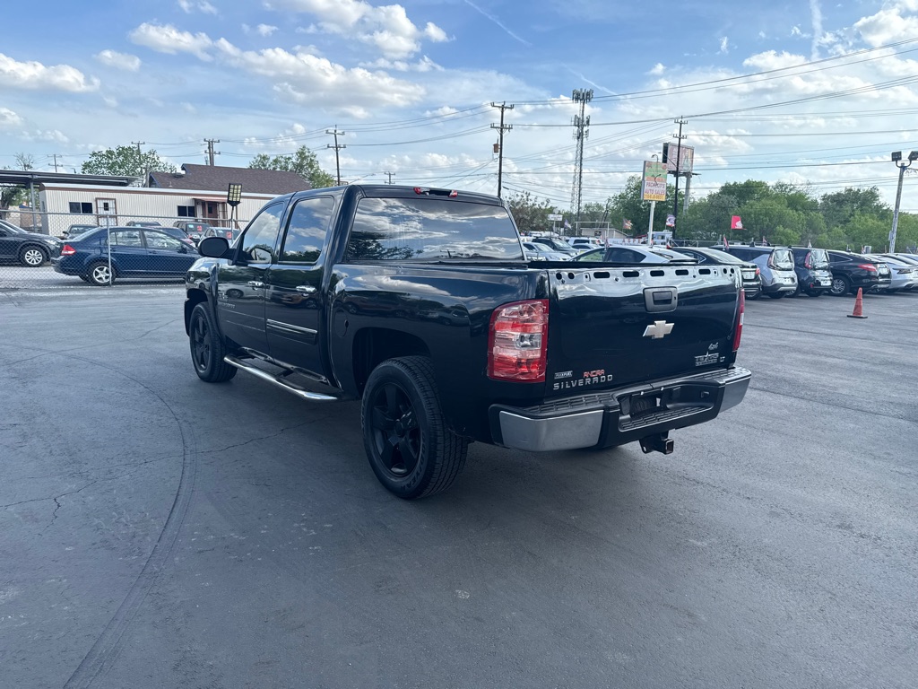 Photo 5 of this CHEVROLET SILVERADO 1500