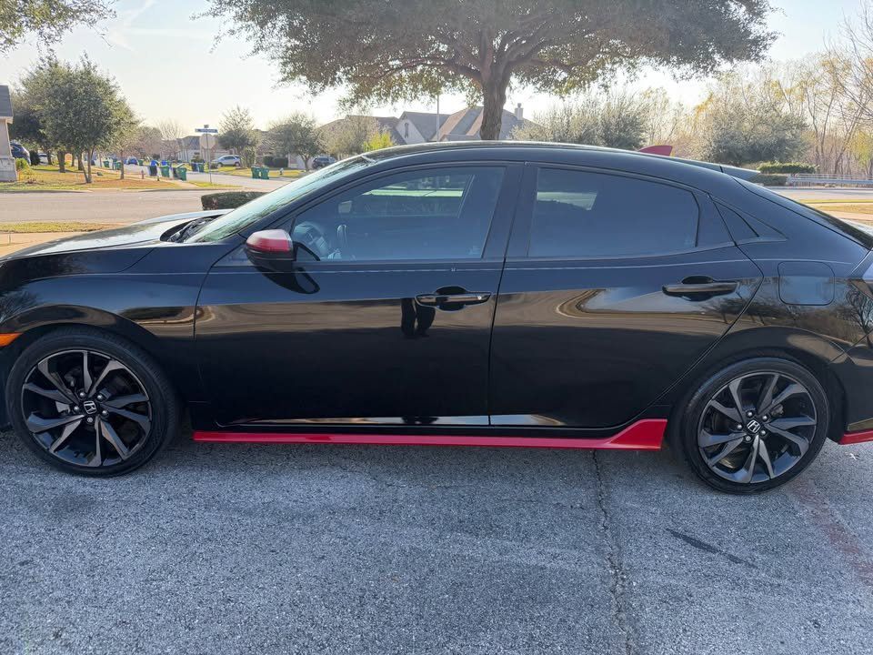 Photo 5 of this HONDA CIVIC