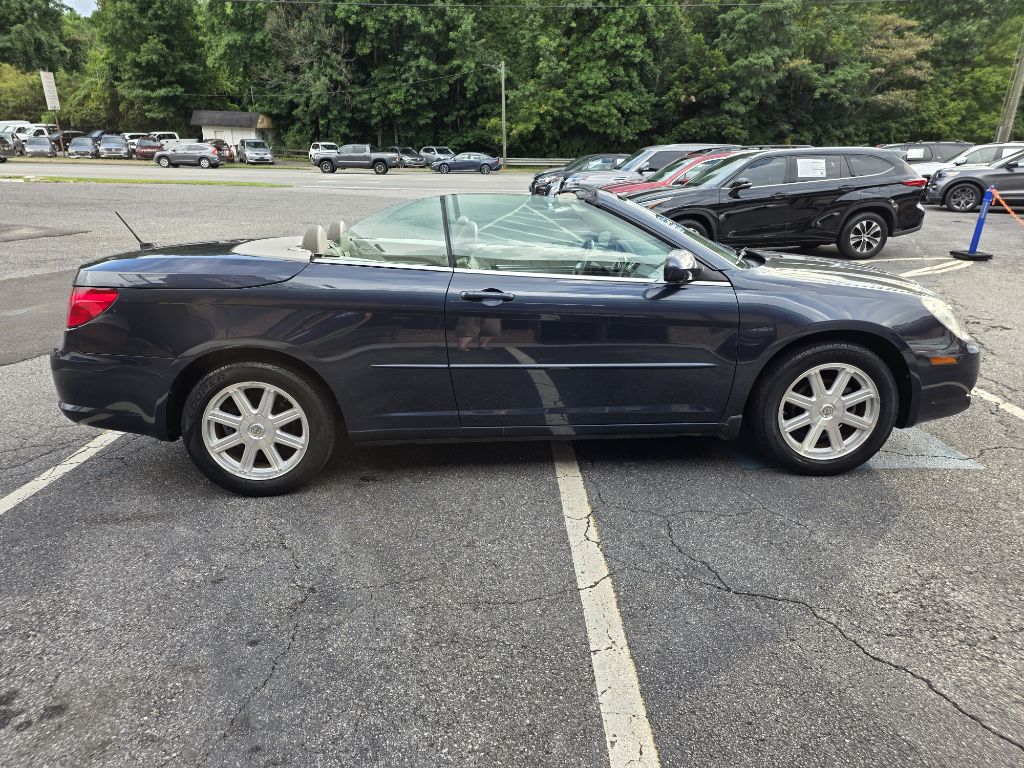 Photo 6 of this CHRYSLER SEBRING