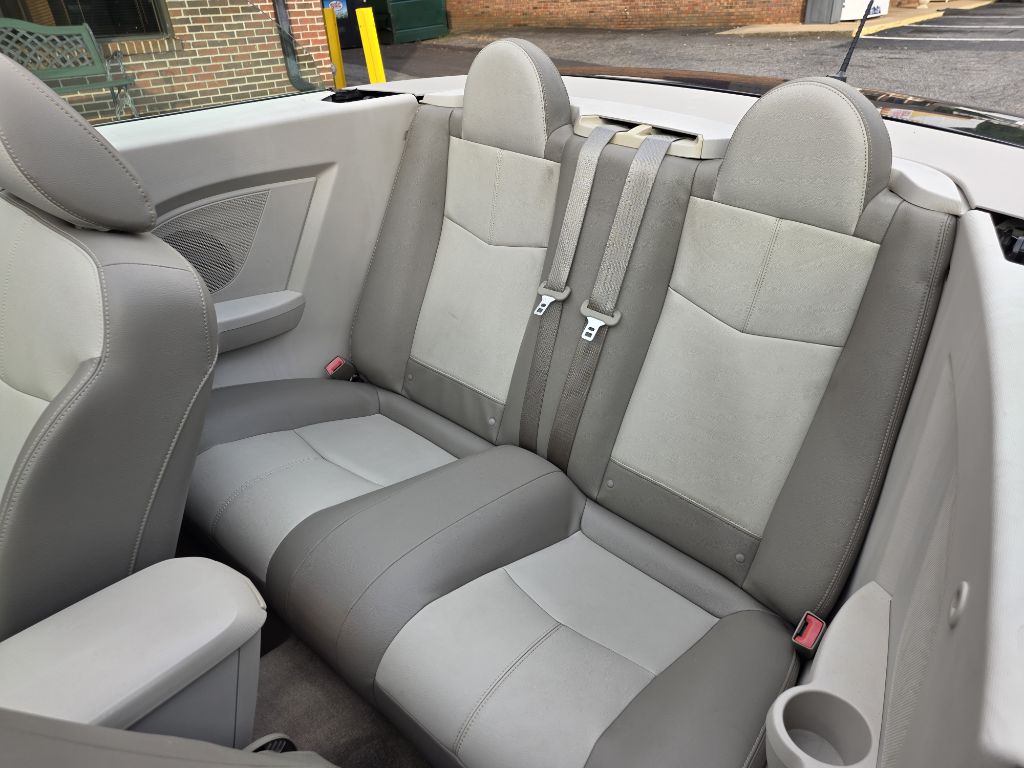Photo 11 of this CHRYSLER SEBRING