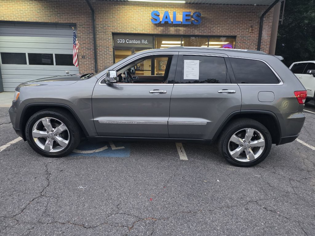 Photo 2 of this JEEP GRAND CHEROKEE