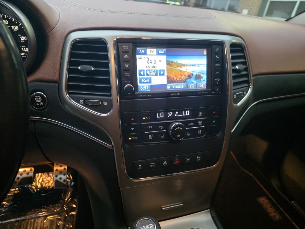 Photo 14 of this JEEP GRAND CHEROKEE