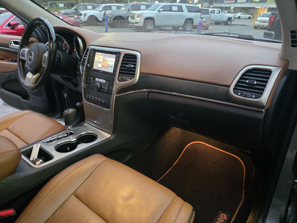 Photo 23 of this JEEP GRAND CHEROKEE