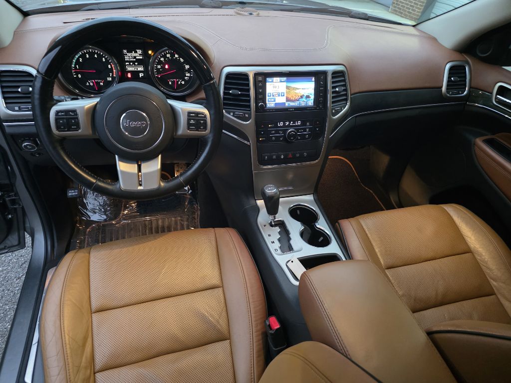 Photo 17 of this JEEP GRAND CHEROKEE