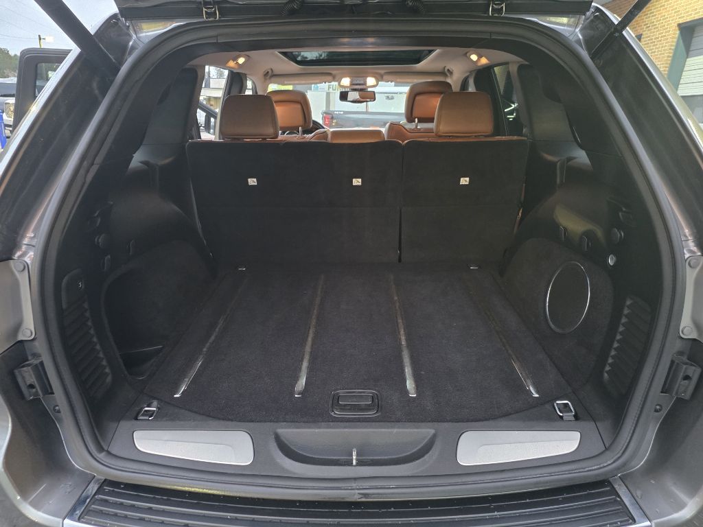 Photo 15 of this JEEP GRAND CHEROKEE