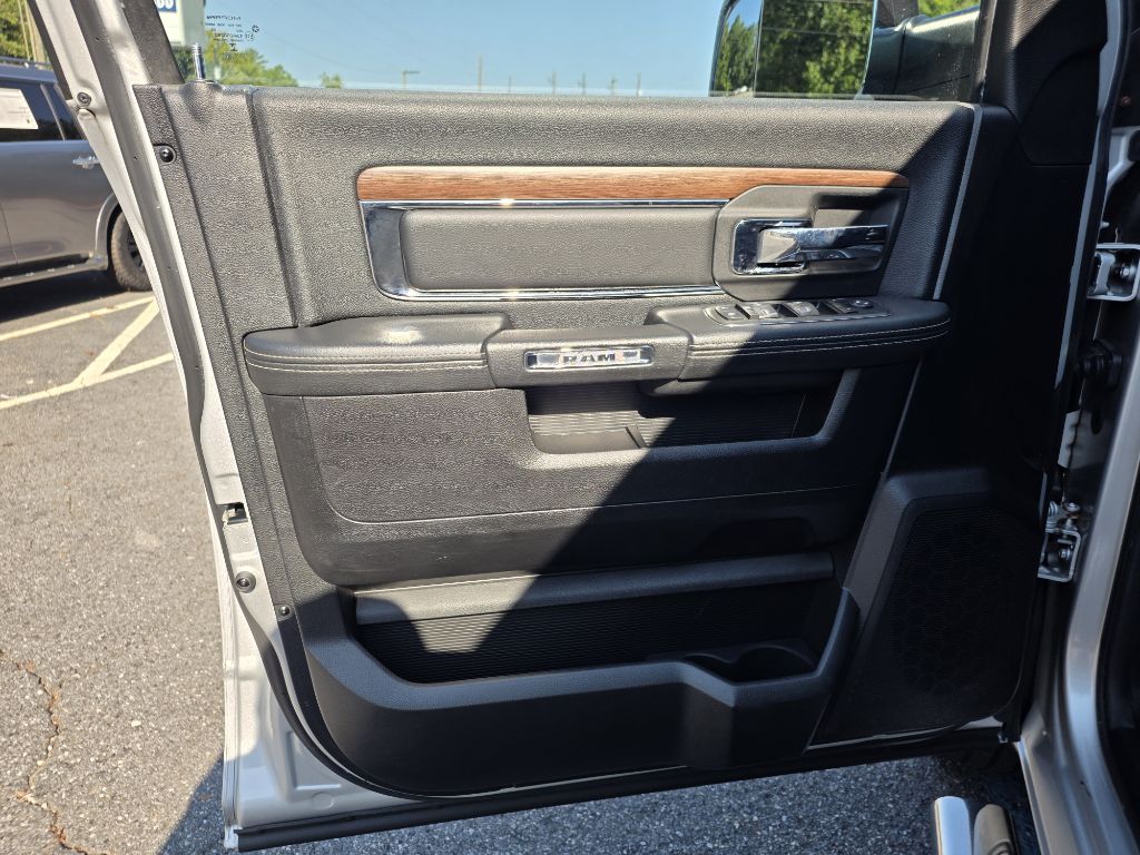 Photo 14 of this RAM 1500