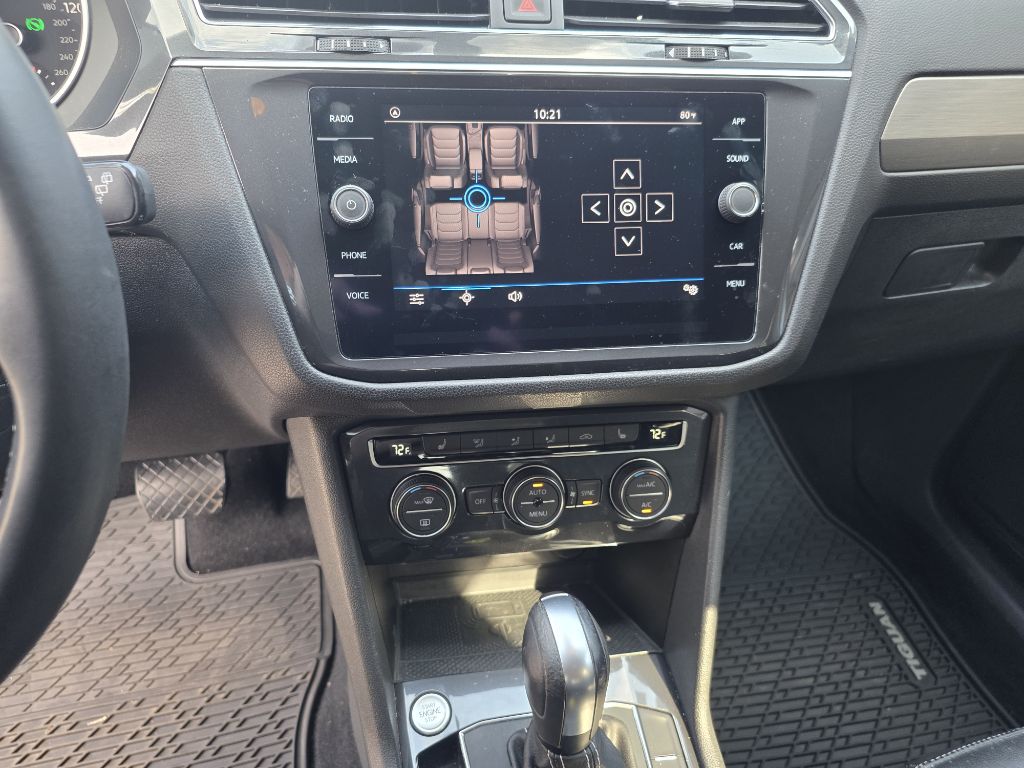 Photo 12 of this VOLKSWAGEN TIGUAN
