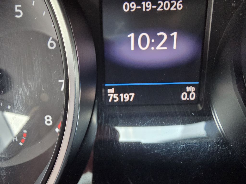 Photo 15 of this VOLKSWAGEN TIGUAN