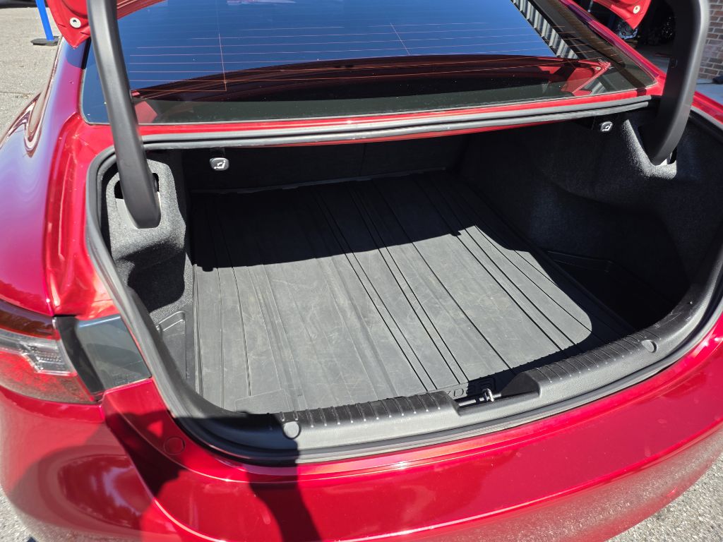 Photo 23 of this MAZDA MAZDA6