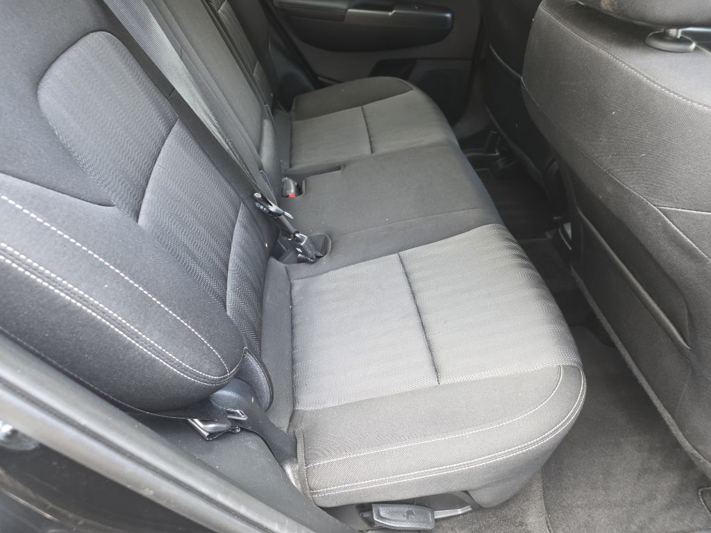 Photo 20 of this KIA SPORTAGE