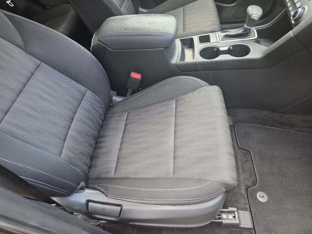Photo 22 of this KIA SPORTAGE