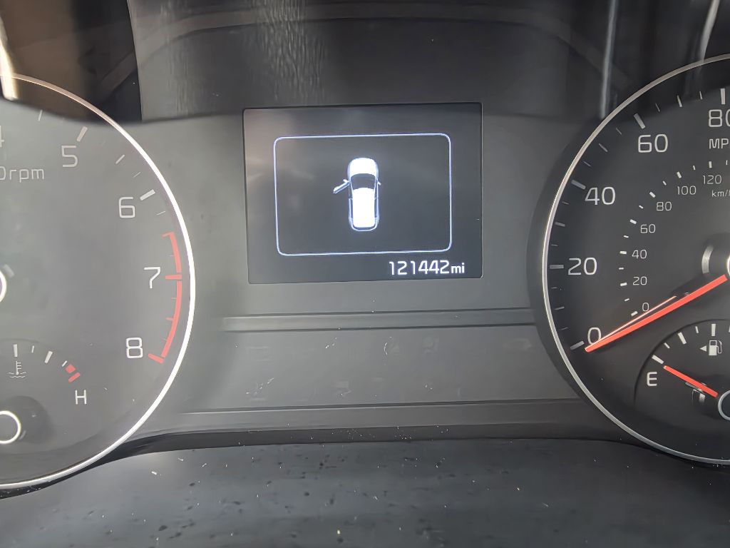 Photo 12 of this KIA SPORTAGE