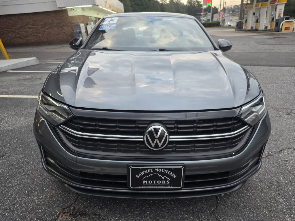 Photo 8 of this VOLKSWAGEN JETTA