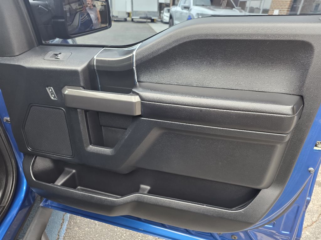Photo 23 of this FORD F-150