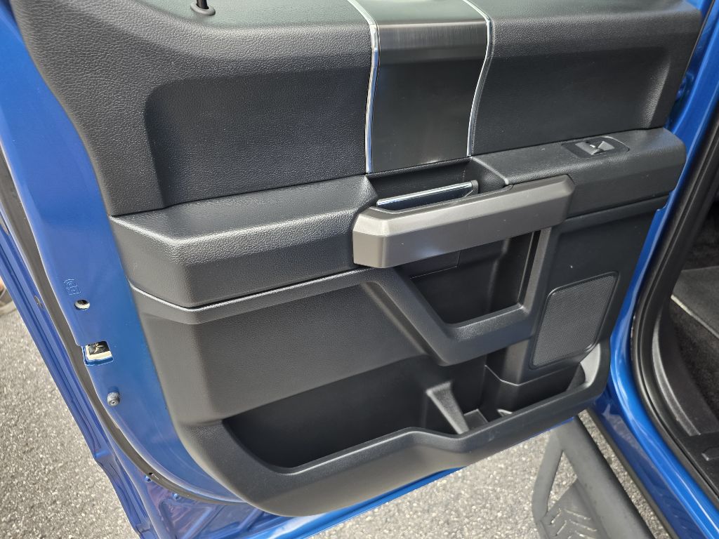 Photo 17 of this FORD F-150