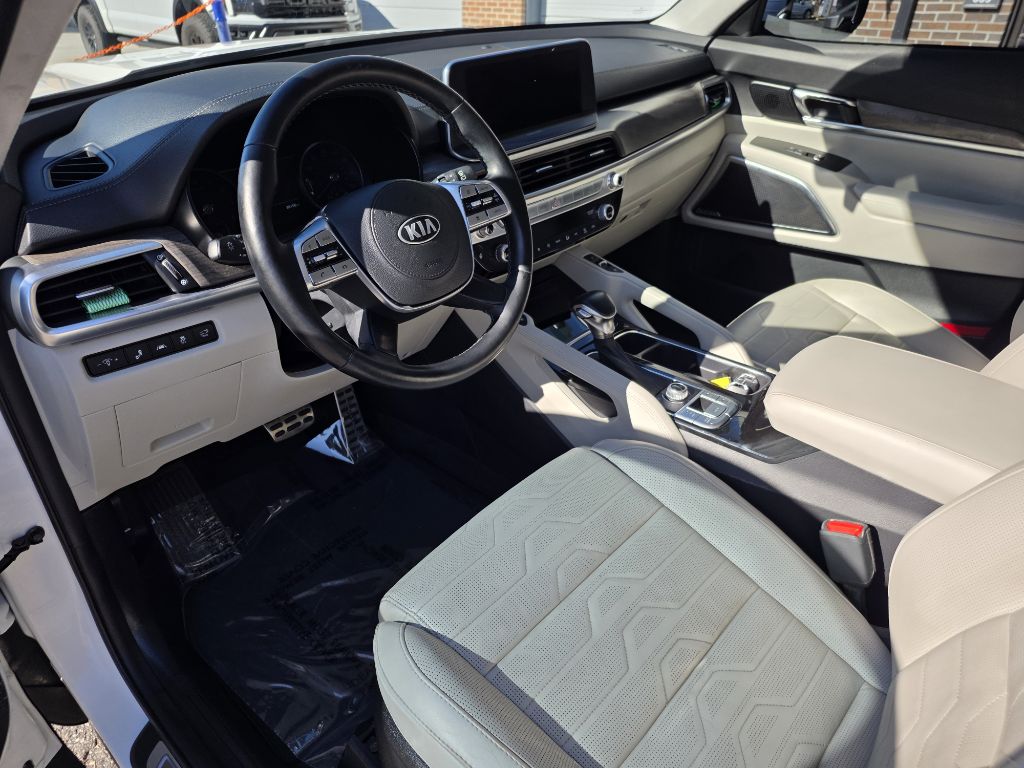 Photo 9 of this KIA TELLURIDE